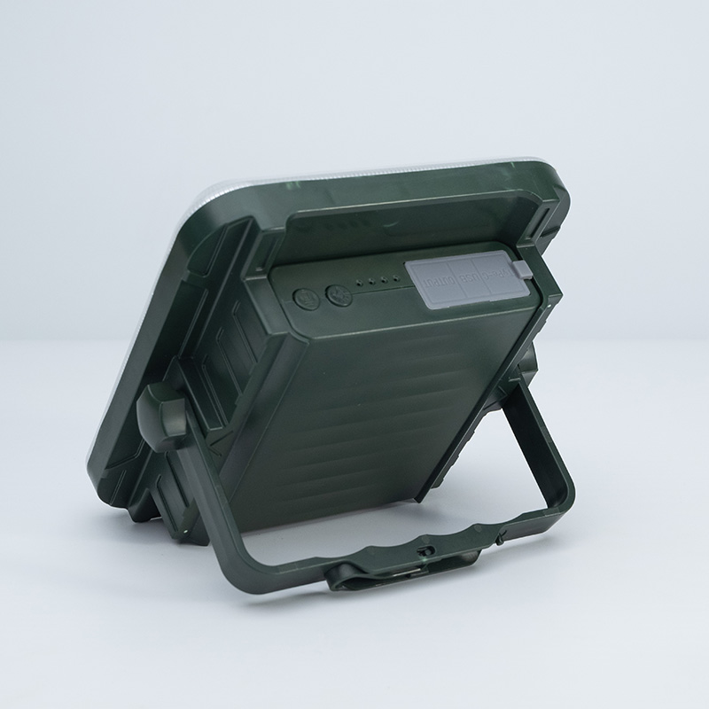 مصابيح LED تعمل بالطاقة الشمسية للاستخدام الخارجي